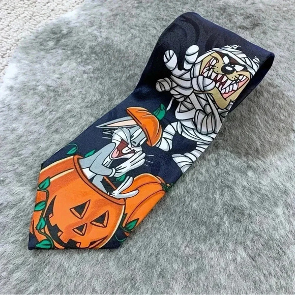 Vintage 90s Looney Tunes Halloween Tie - Picture 2 of 7